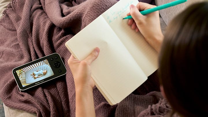 How to Rally Your Village During the Fourth Trimester 