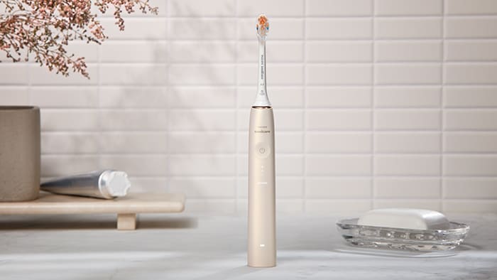 An in-vitro assessment of the Philips Sonicare DiamondClean Prestige 9900 power toothbrush and A3 Premium All-in-One brush head on induced staining