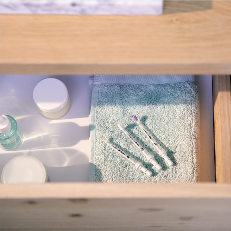 Power Flosser nozzles arranged in a drawer