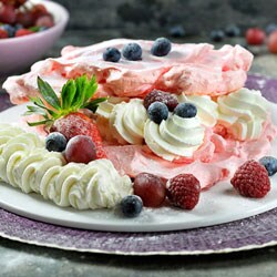 Red berry Pavlova | Philips