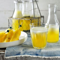 Non-alcoholic kids' cocktail with pineapple | Philips