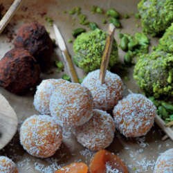 Vegan Energy Balls