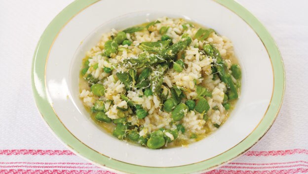 Risotto Primavera with asparagus, broad beans & peas | Philips