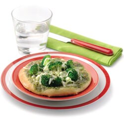 Mini pizza�s with basil and broccoli | Philips