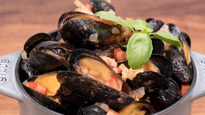 Sweet & Spicy Mussels