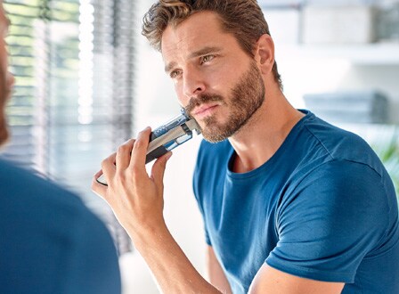 philips norelco beard trimmer with vacuum