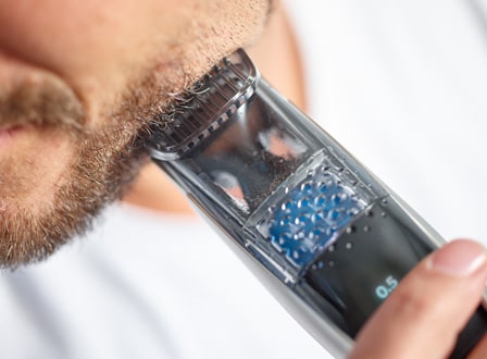 philips beard trimmer with vacuum