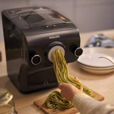 Pasta maker