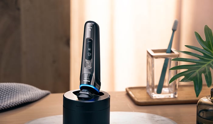 How to clean your S9000 shaver