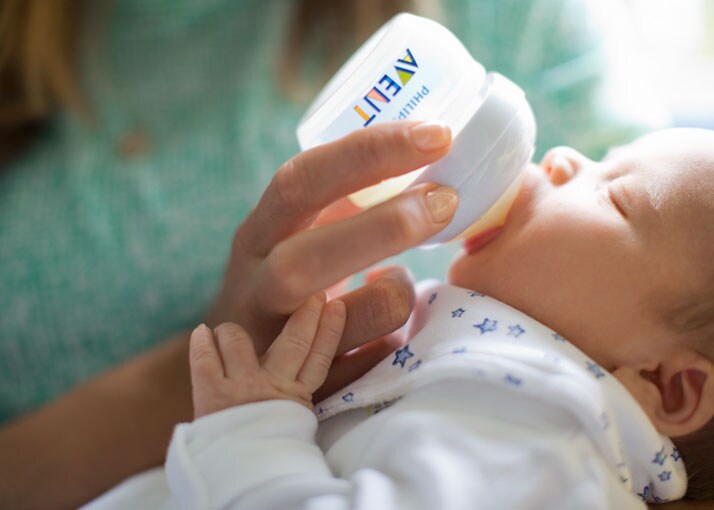 11 tips for safe bottle feeding