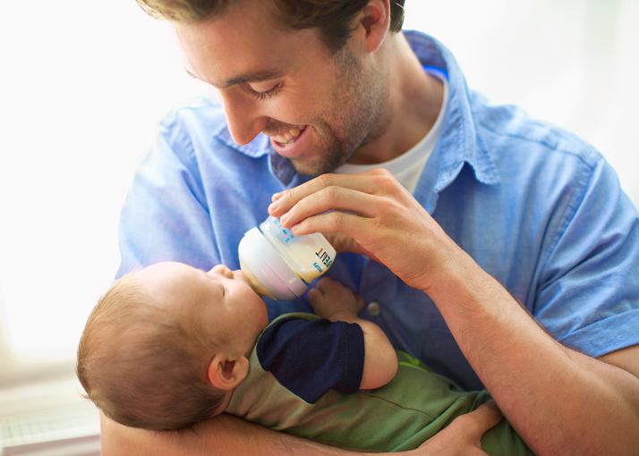 10 tips for safe bottle feeding