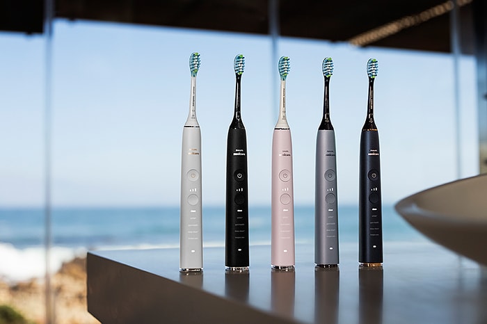 Download image (.jpg) Philips Sonicare DiamondClean Smart Range Product (opens in a new window)