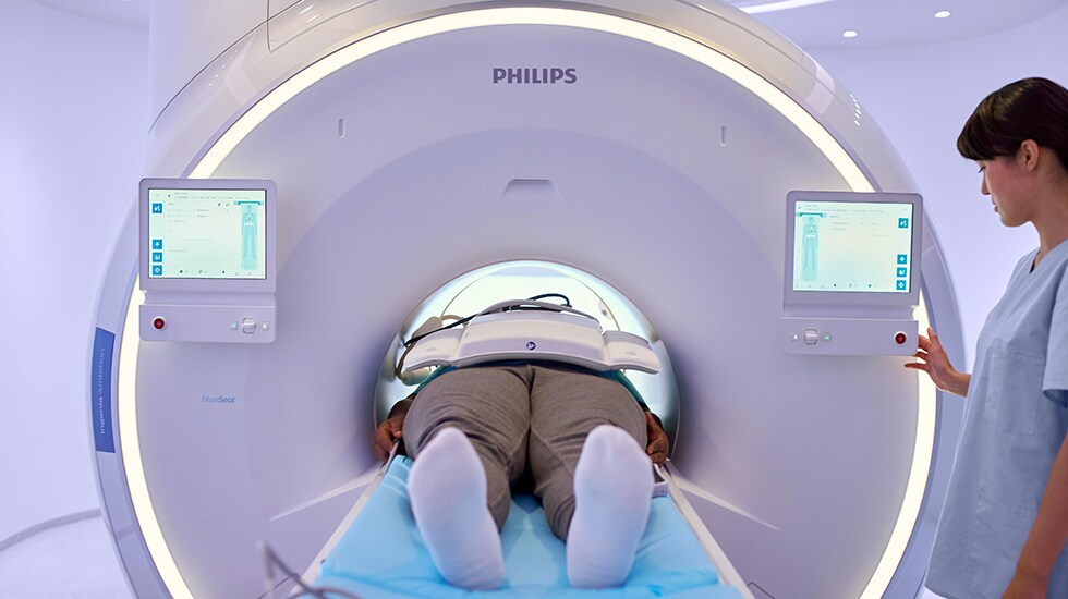 Philips Ingenia Ambition helium-free MR scanner
